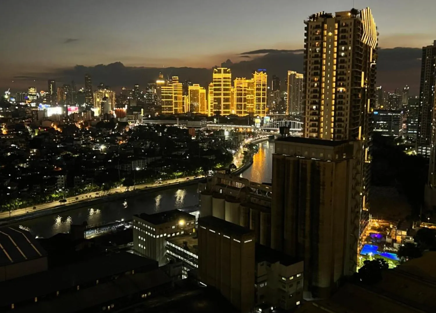 Apartament Near Bgc 1Br Wi-Fi Netflix Balcony Skyline Manila