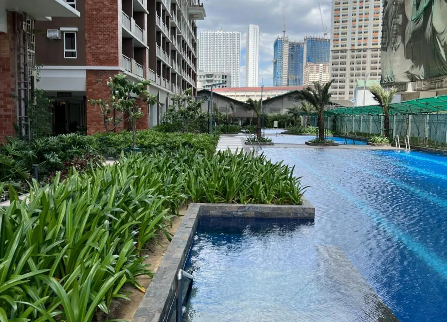 Apartament Near Bgc 1Br Wi-Fi Netflix Balcony Skyline Manila