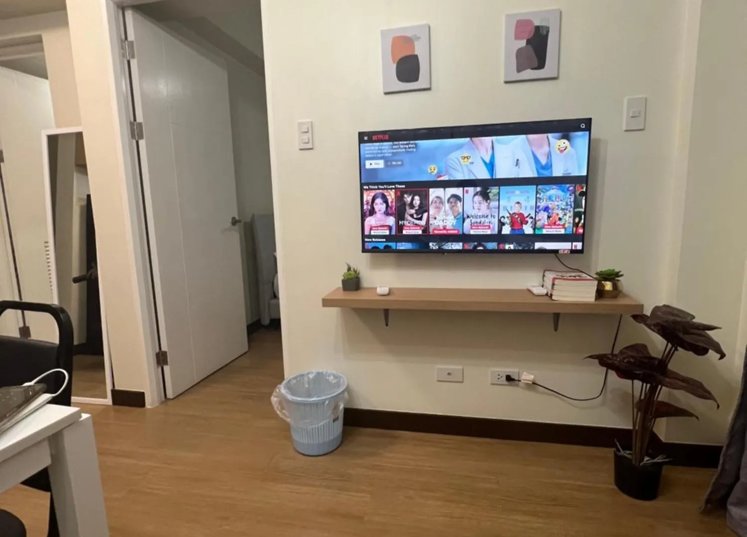 Near Bgc 1Br Wi-Fi Netflix Balcony Skyline Apartment Manila