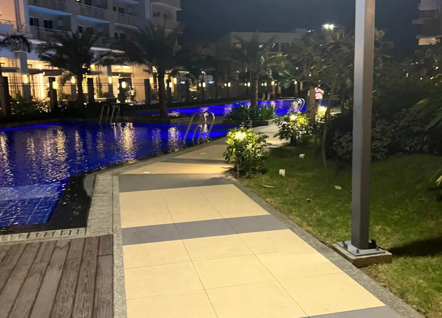 Near Bgc 1Br Wi-Fi Netflix Balcony Skyline Apartment Manila