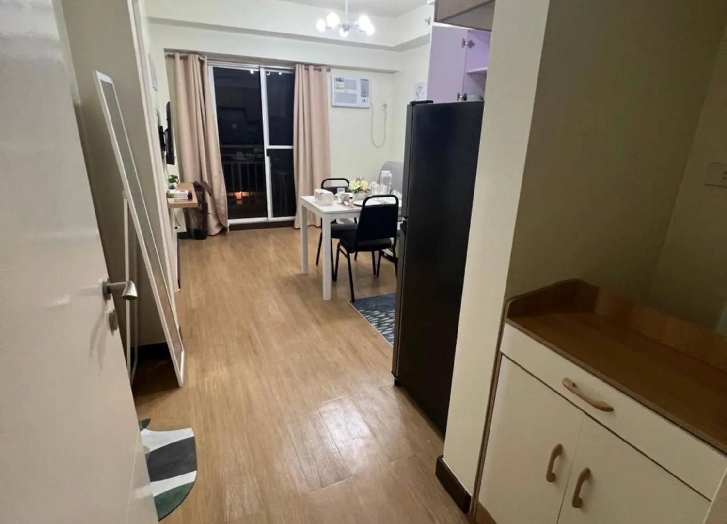 Near Bgc 1Br Wi-Fi Netflix Balcony Skyline Apartment Manila
